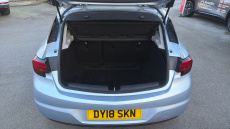 Vauxhall Astra 1.4i 16V Design 5dr Petrol Hatchback